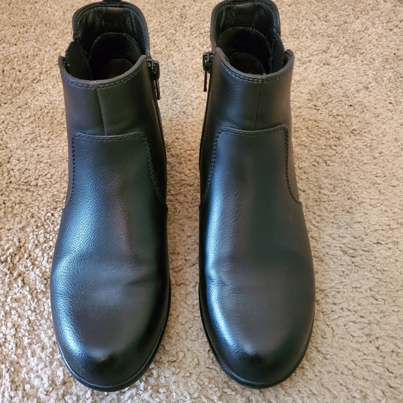 Booties - Picture 2 of 5